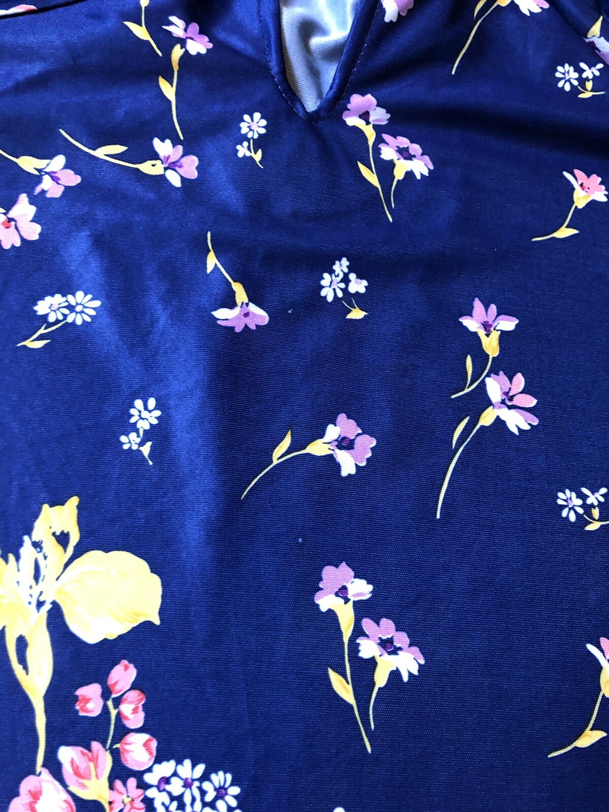 Vintage ‘70s Floral Tunic Top Keyhole Tie Neckline Blue Polyester Retro XL