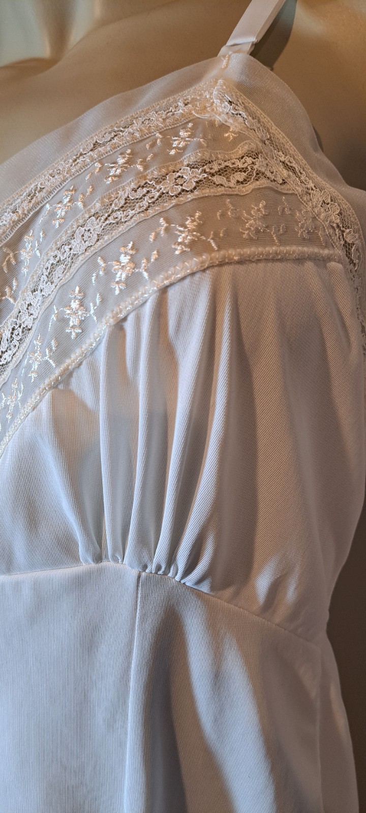 Vtg Full Slip Nice Lace Sheer Trim 38 Plus Sz Gaymode Shadow Panel Lingerie