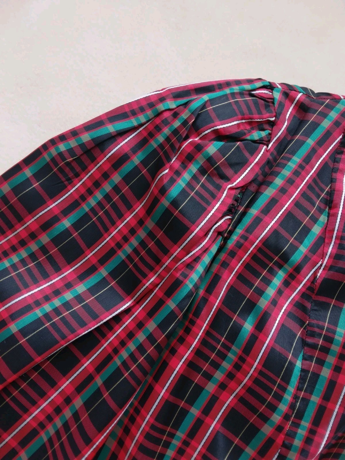 Vintage 1980s Plaid Blouse w/ Balloon Sleeves Black Red & Green Sz 12 Button Up