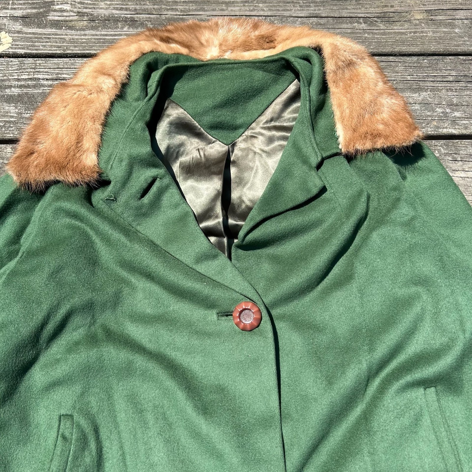 Vintage Kilgarnock Belson Emerald Green Wool and Fur Collar Coat