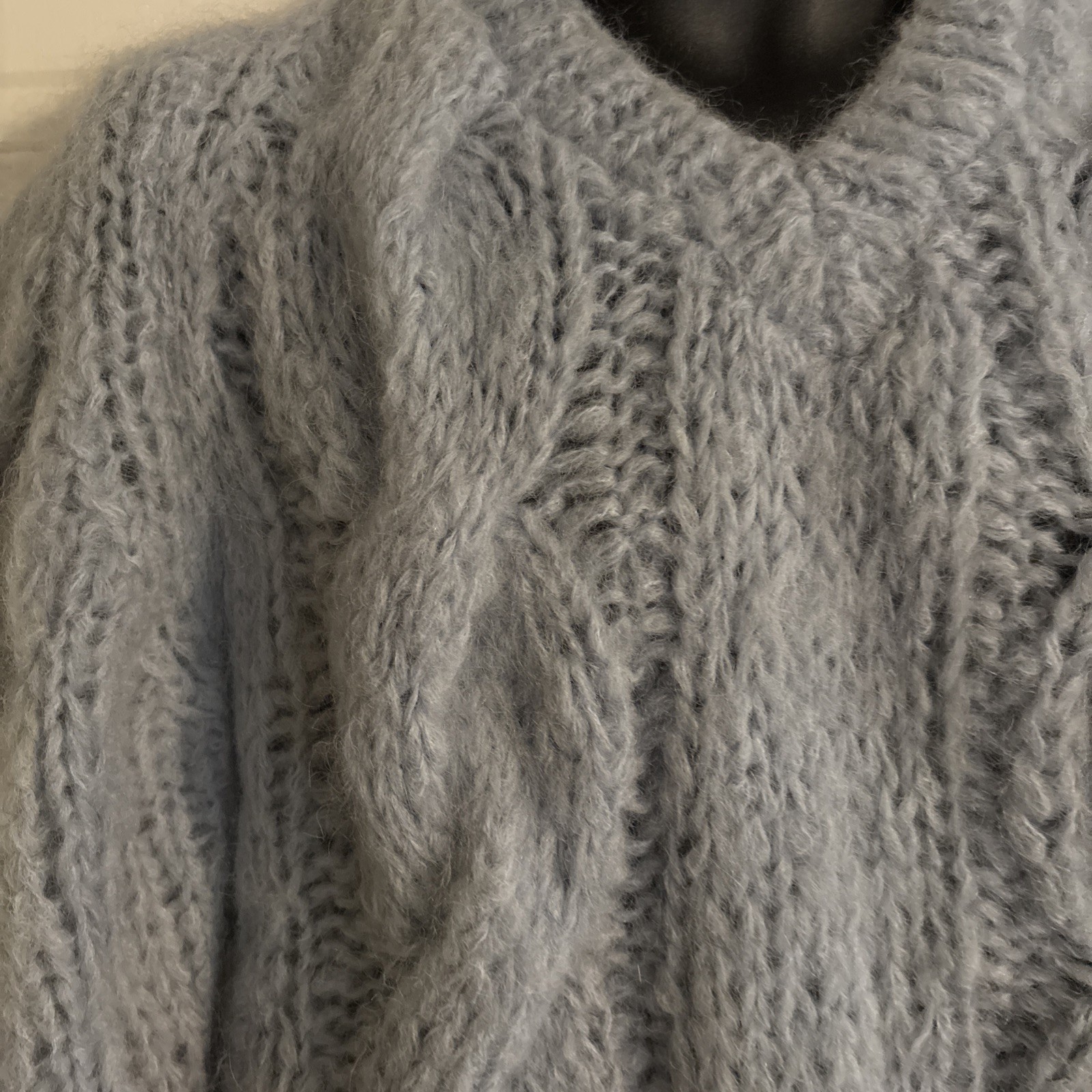 Vintage Italian 75% Mohair Cable Knit Sweater Blue Chunky V Neck Women’s M