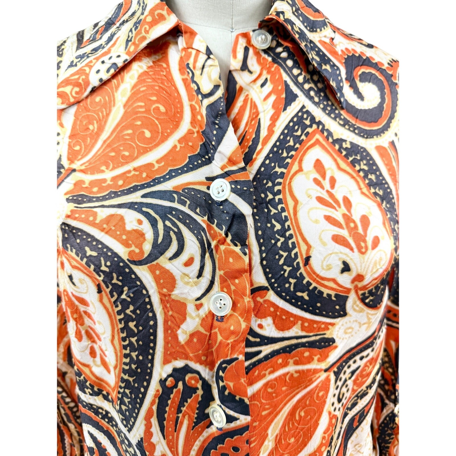 Authentic VTG 70s Russ Blouse 10/32 Abstract Floral Crinkled Nylon Huge Collar