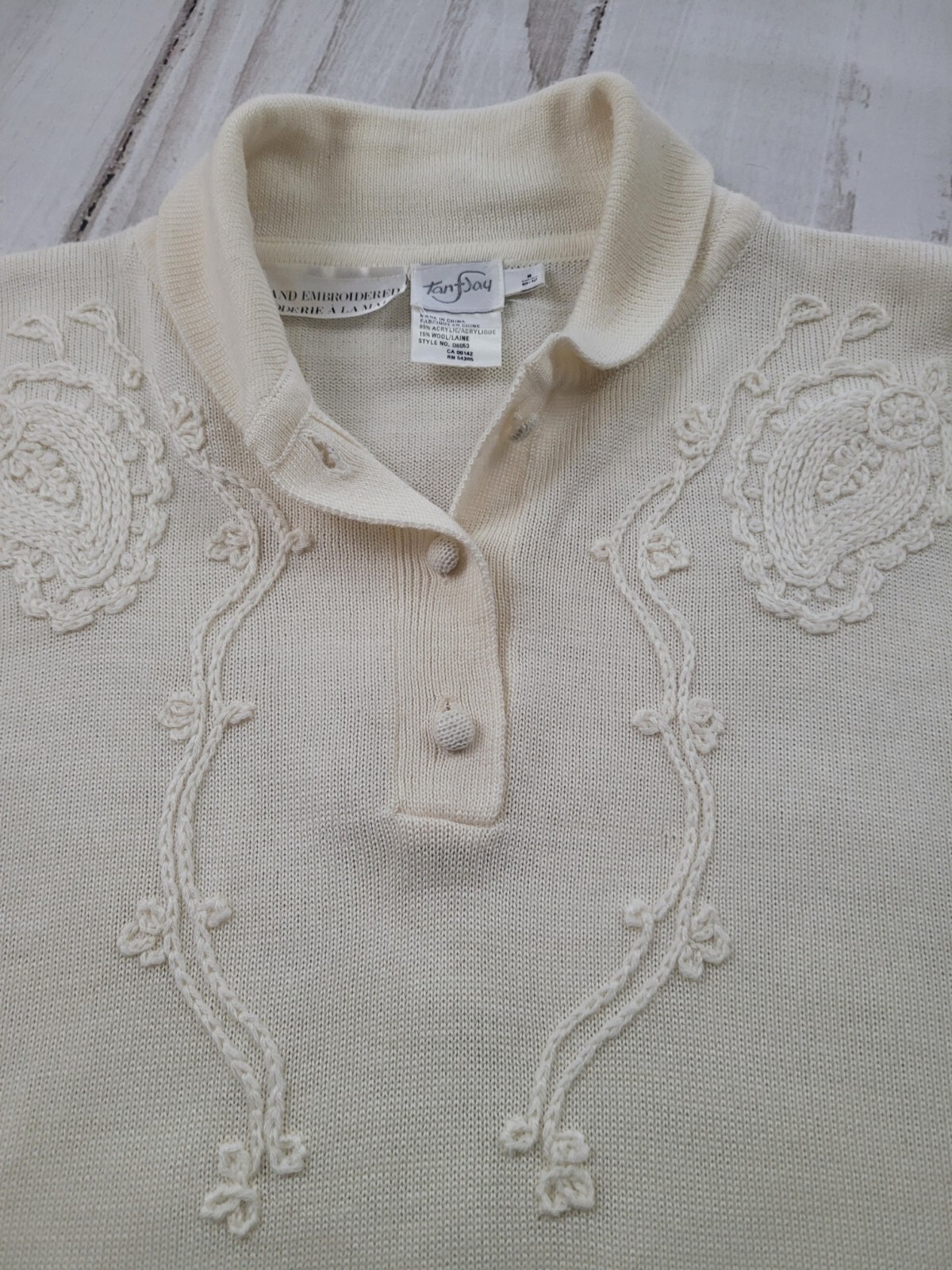 Tanjay Vintage Hand Embroidered Sweater Women’s Medium Cream Wool Blend Cardigan