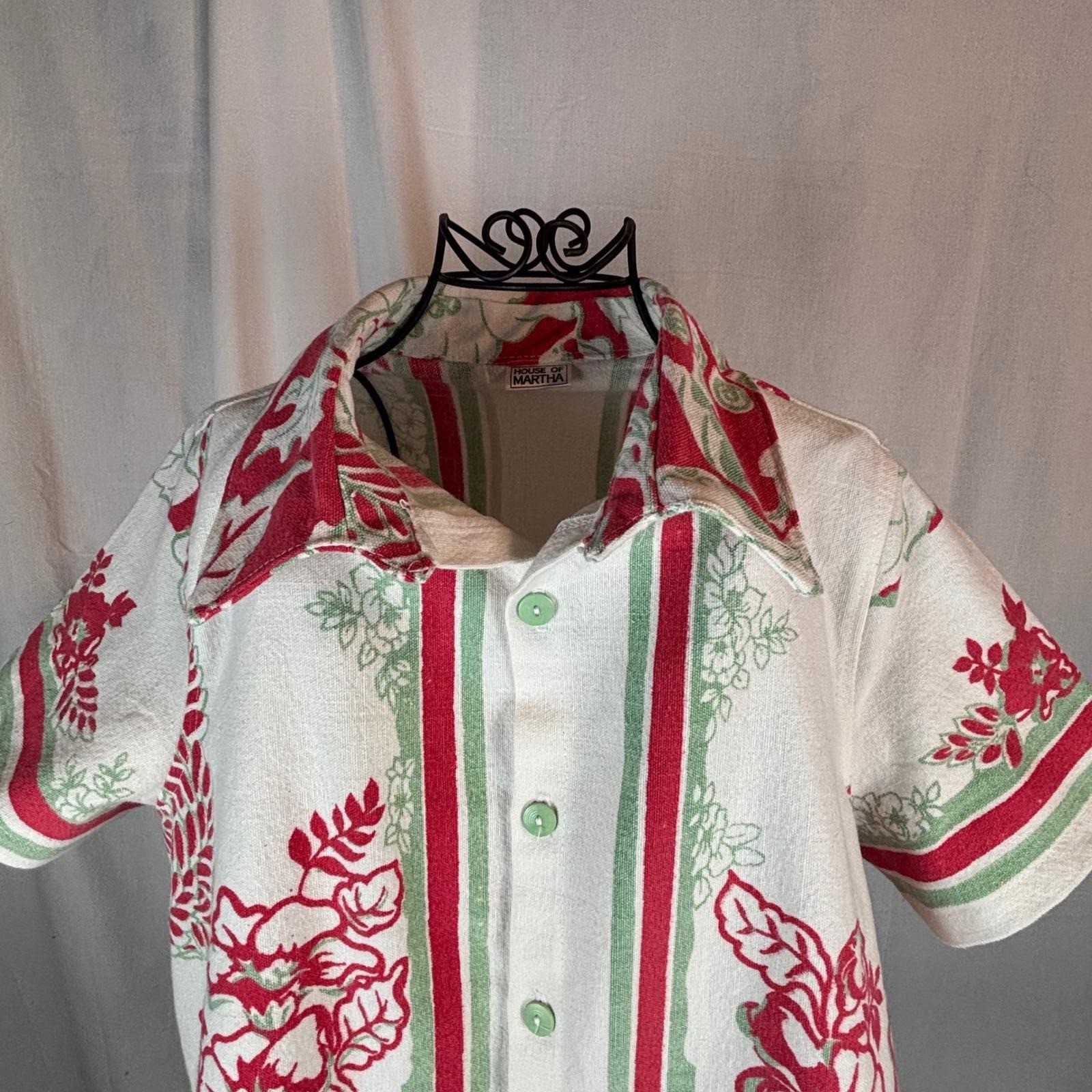 Vintage Upcycled Floral Tablecloth Print Button Up Shirt Red Green White Sz S