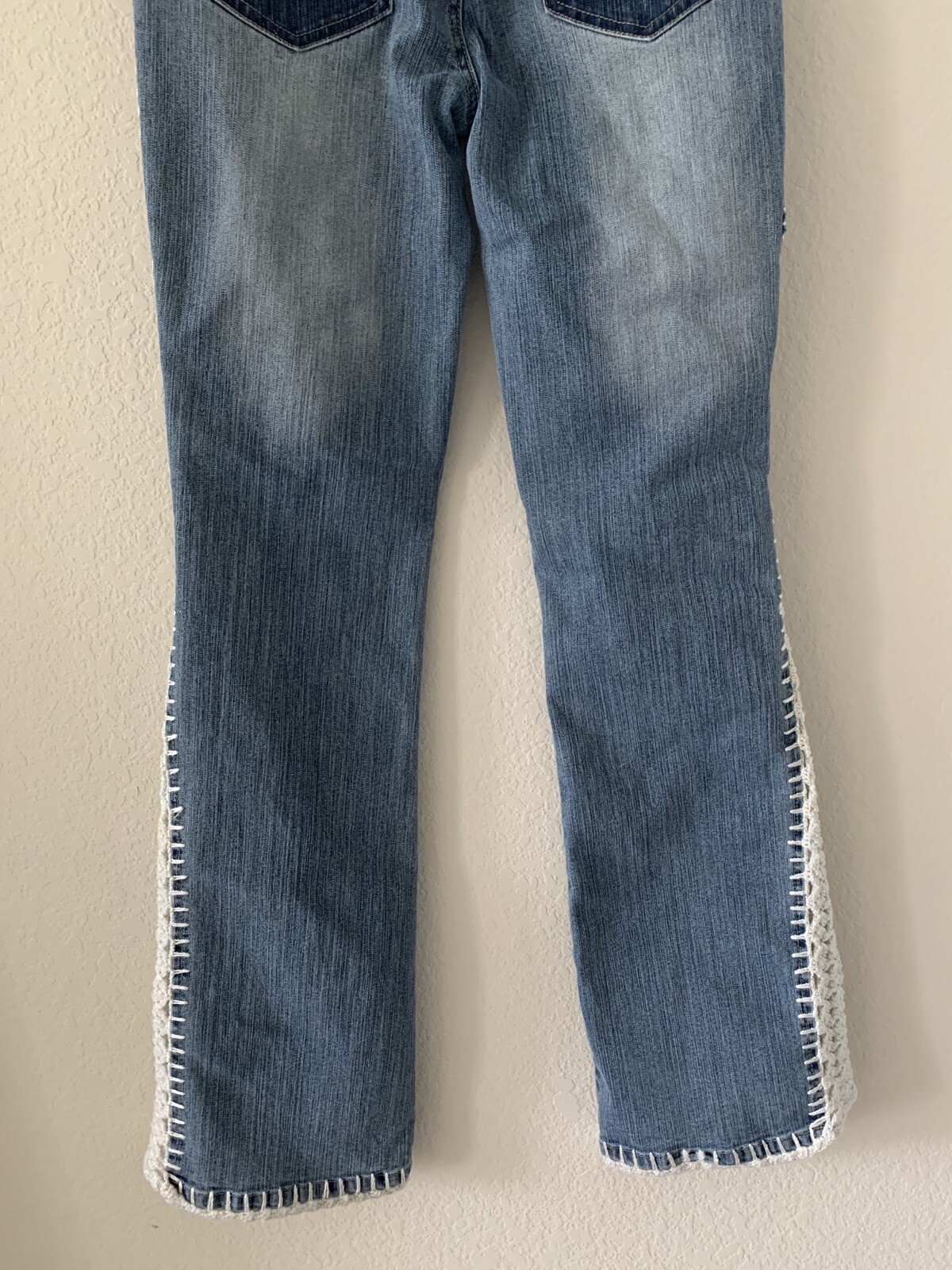VTG Y2K Crochet leg floral zip waist mid rise flare denim crest jeans size 1/2