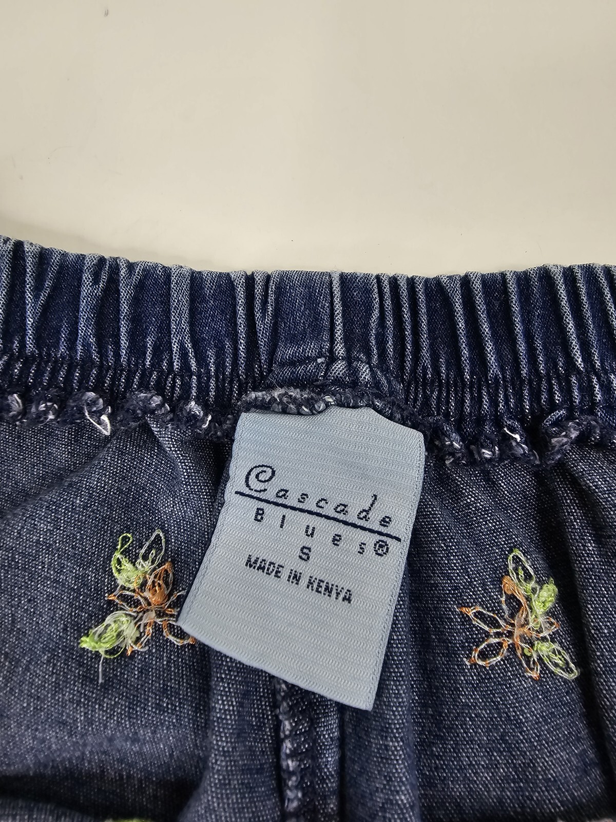Vtg Cascade Blues Elastic Waist Capri Pants Denim Women’s Jeans Size S Floral