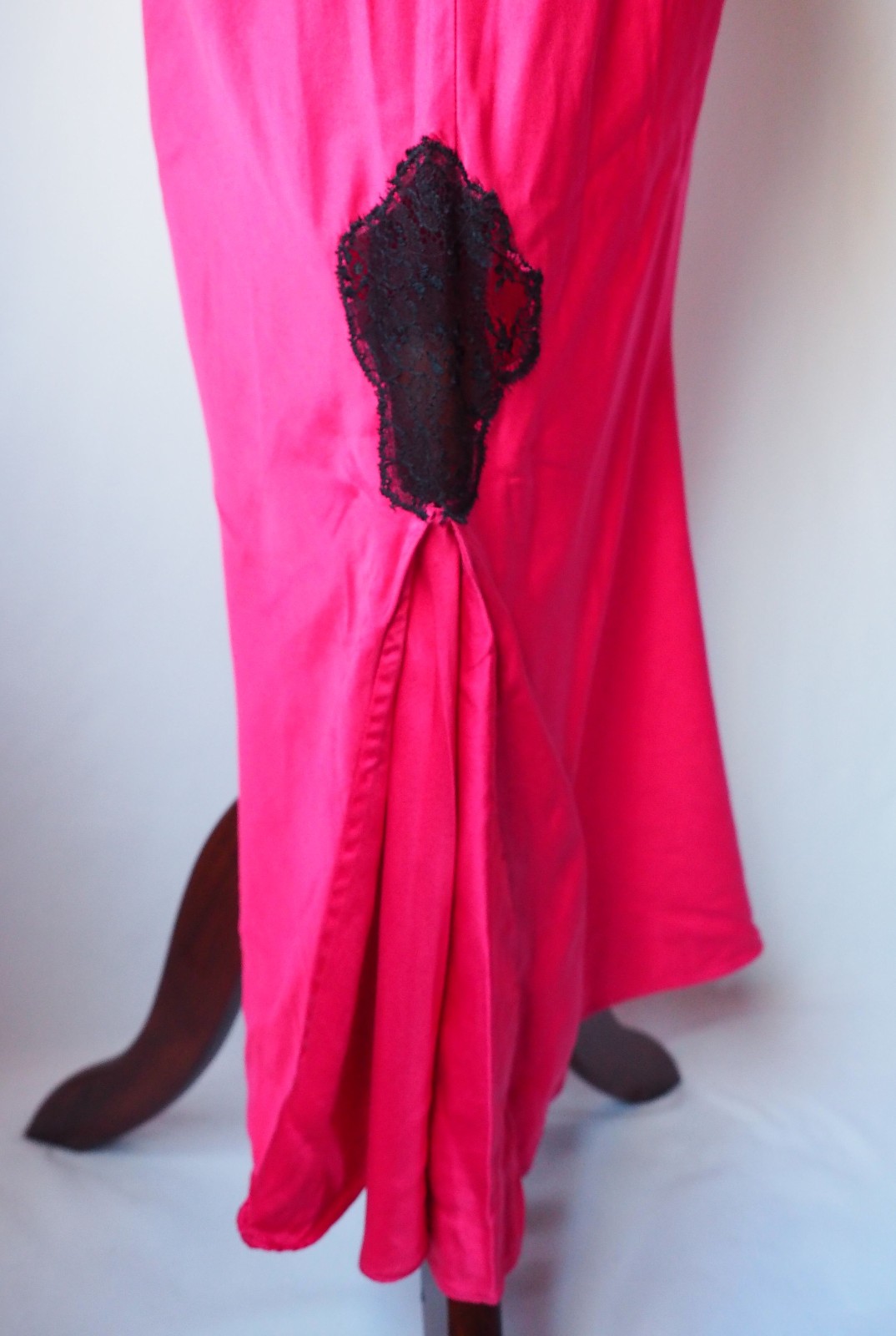 Vintage Ria 100% Silk Lingerie Slip Dress Mermaid Gown Hot Pink Black Lace P