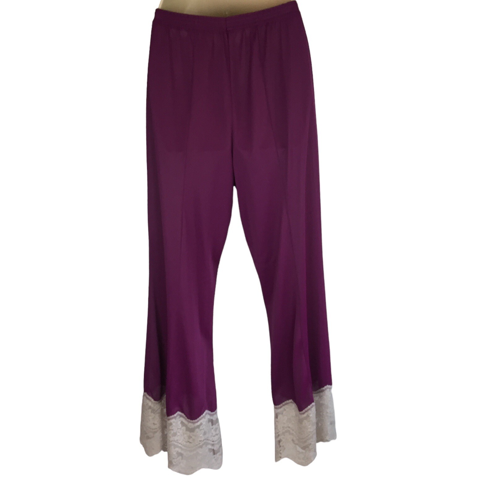 60’s Gilead S Nylon & Lace Pajamas 2 Pc Loungewear Tunic & Pants 24″-32″ Waist