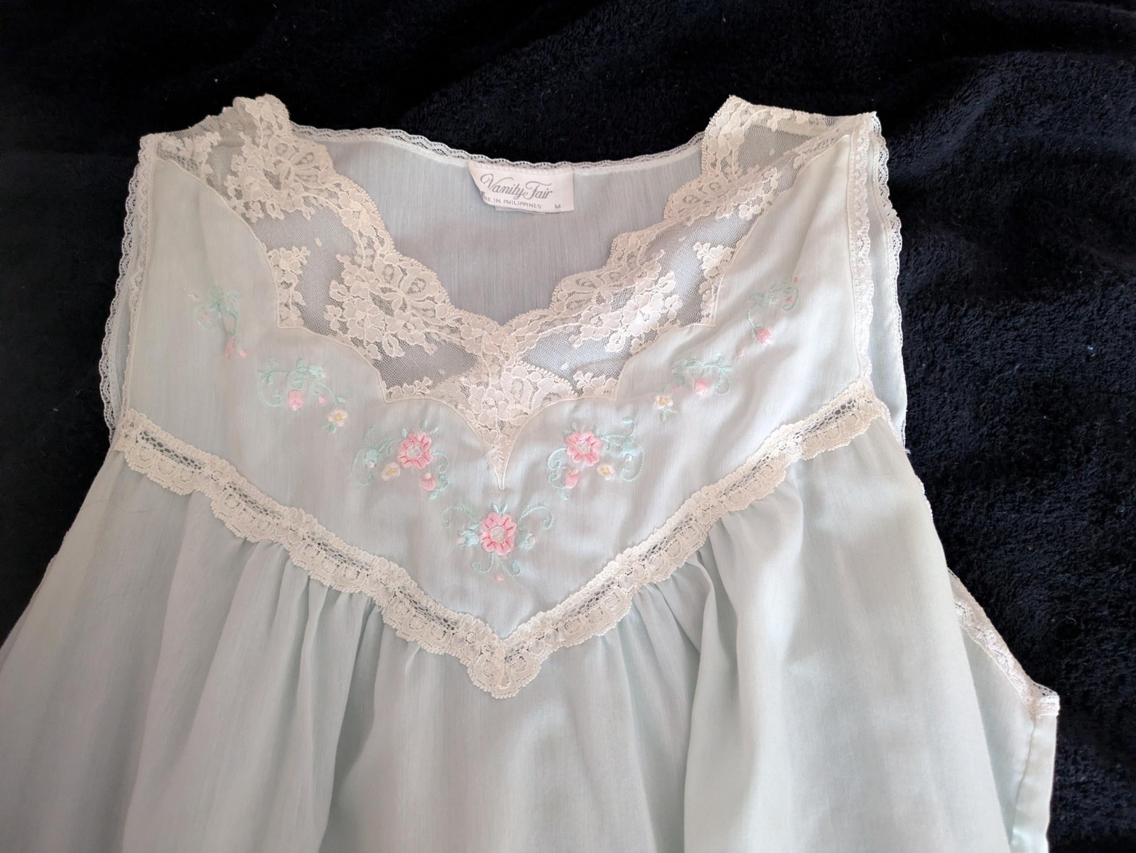 Vintage Vanity Fair Good Condition Light Aqua Sleeveless Night Gown