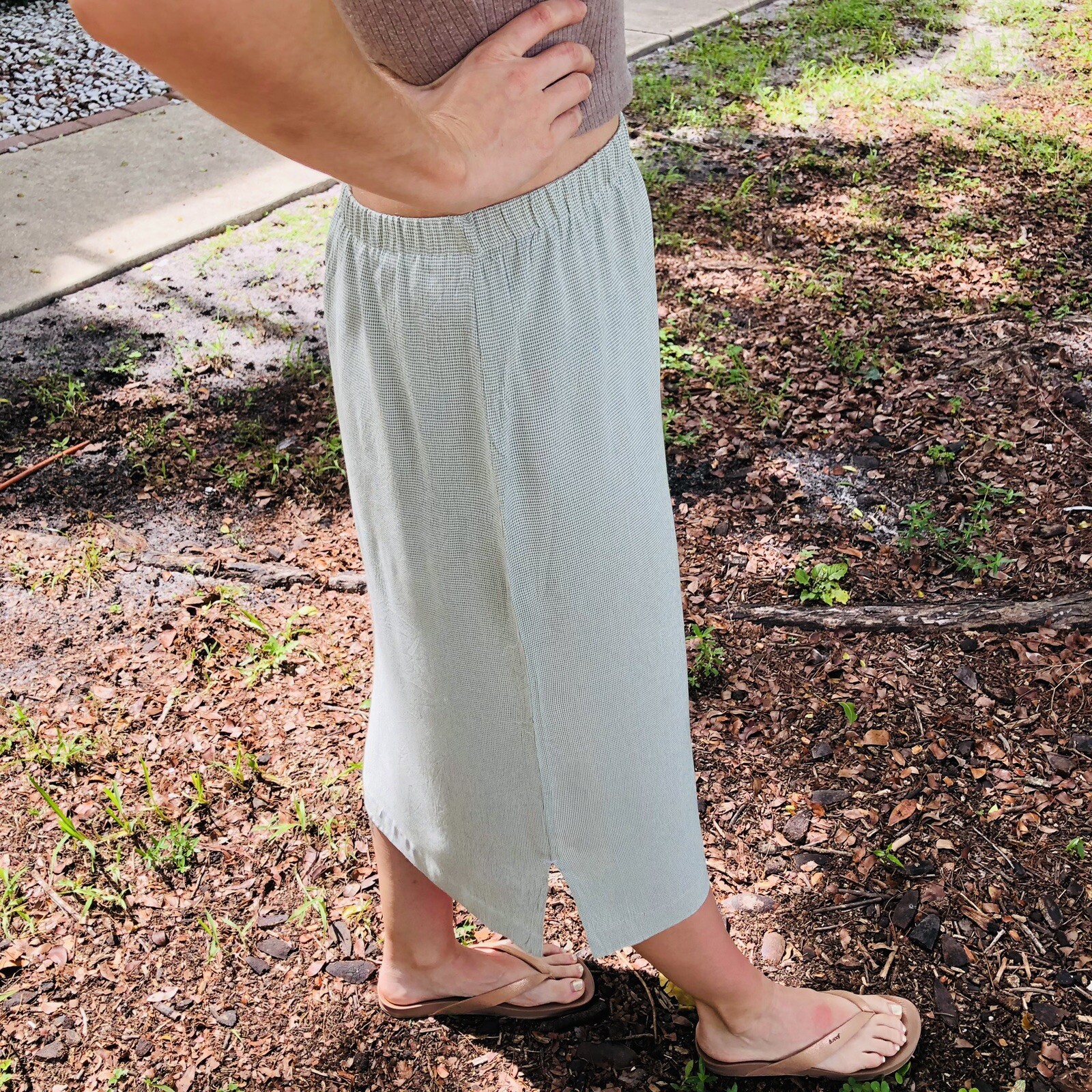 Vintage Women’s Sage Green Long Skirt Long Medium Iryza Brand Plaid 28”