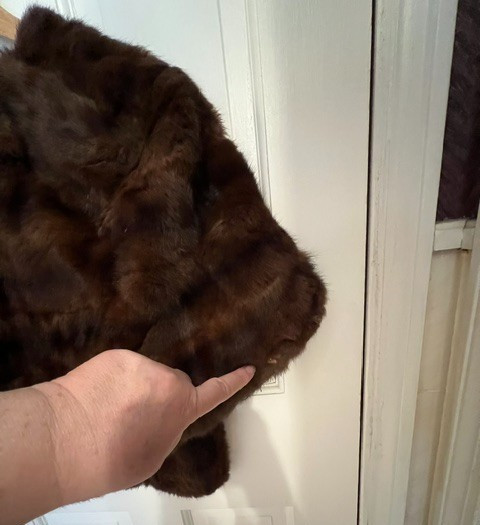 Vintage 1950’s Sable Brown Stripe Mink Fur Stole Wrap w/silk lining BEAUTIFUL!