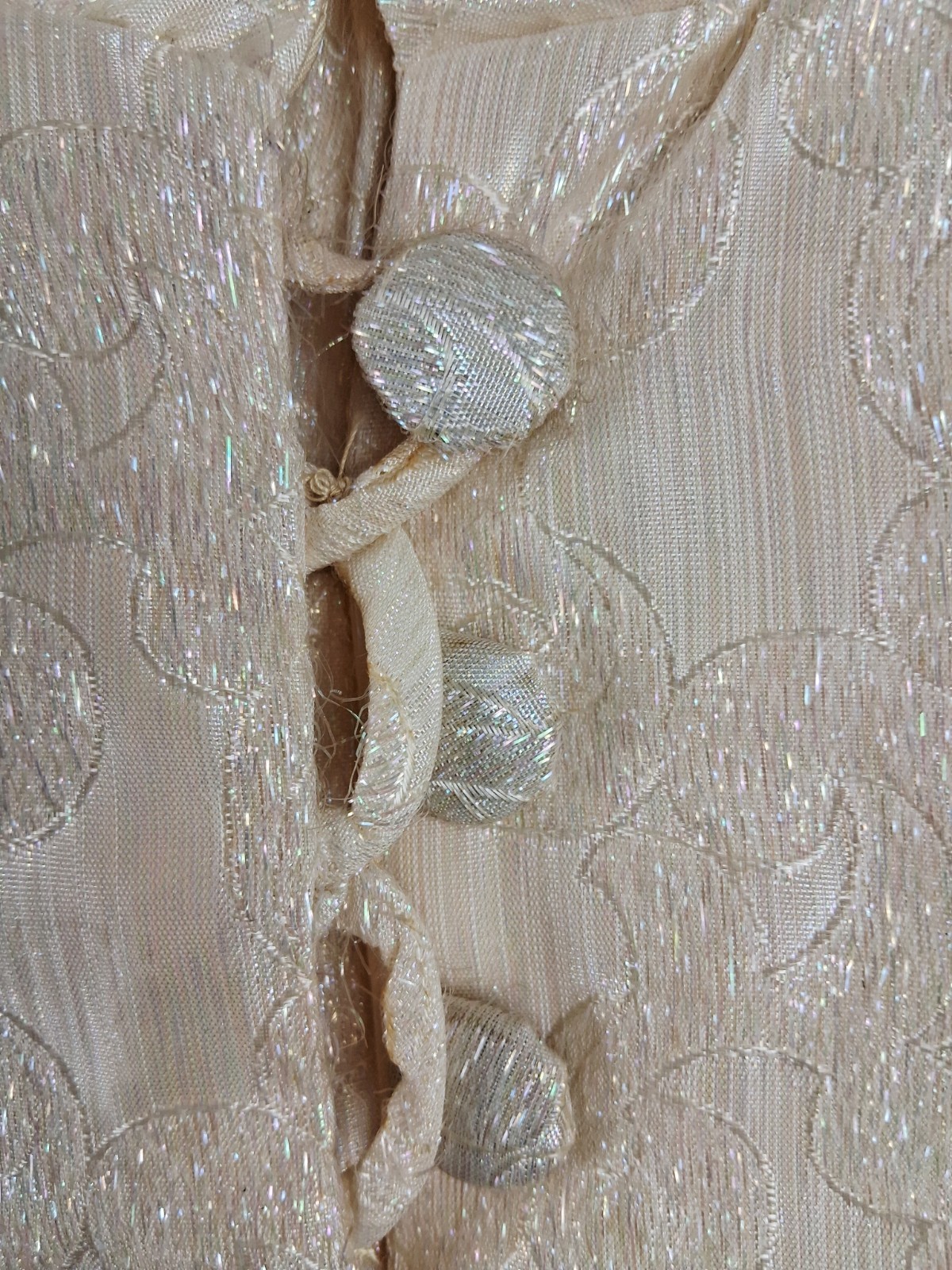 Vintage Mid Century Jaquard Skirt Jacket Set SMALL Iridescent Cream 3pc Flawed