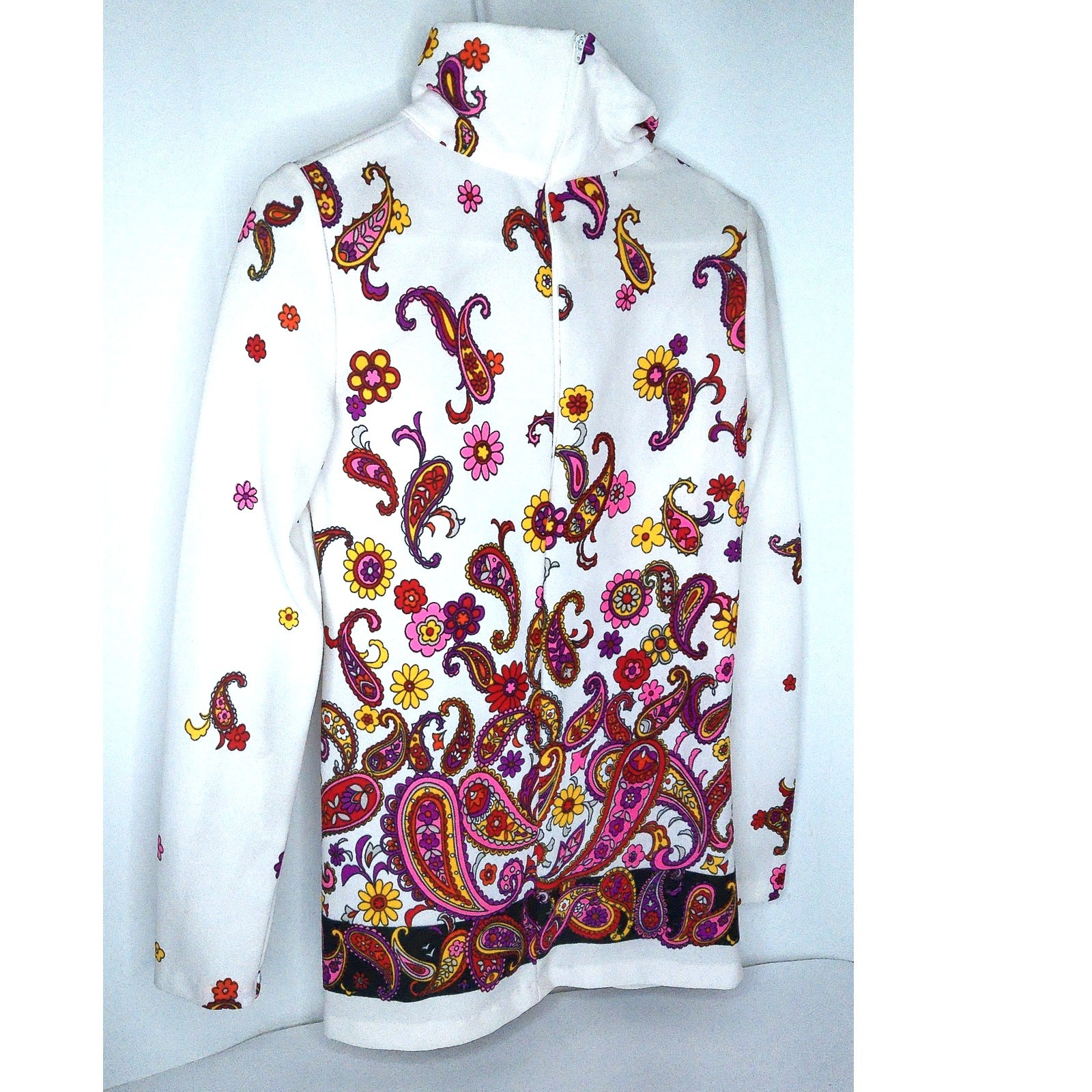 Vintage 70s Psychedelic Paisley Floral Top Retro Hippie Boho High Neck Blouse