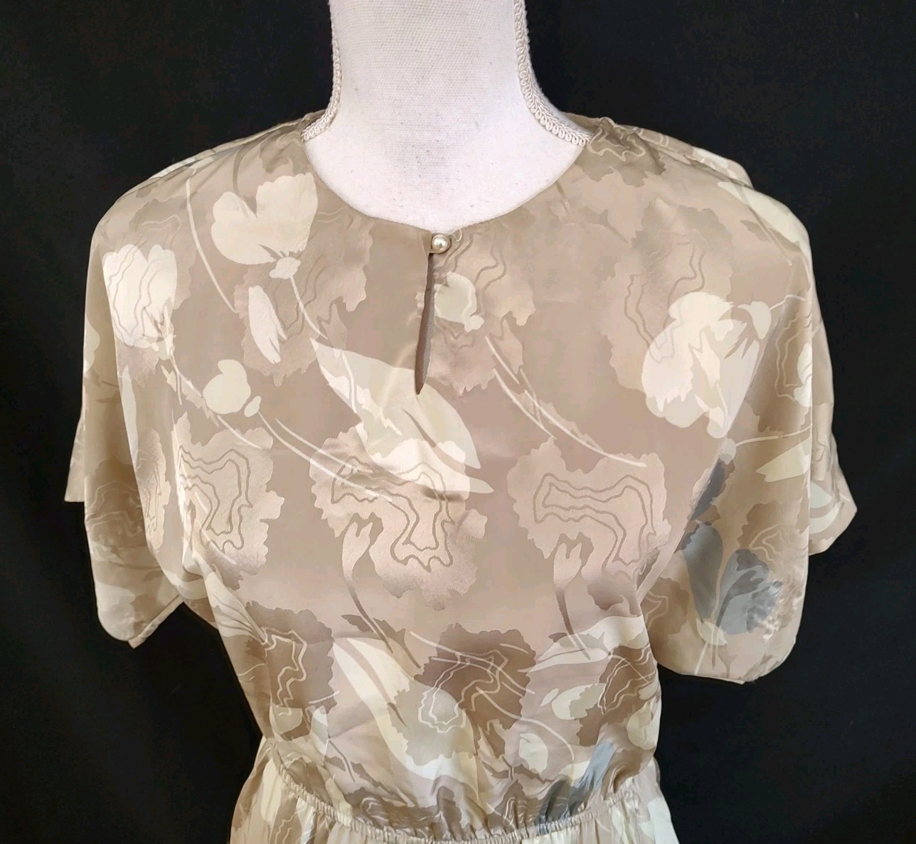 80s Vintage Dress Pellini Petites by Von Branlett Silky Poly Floral Office 7/8 P