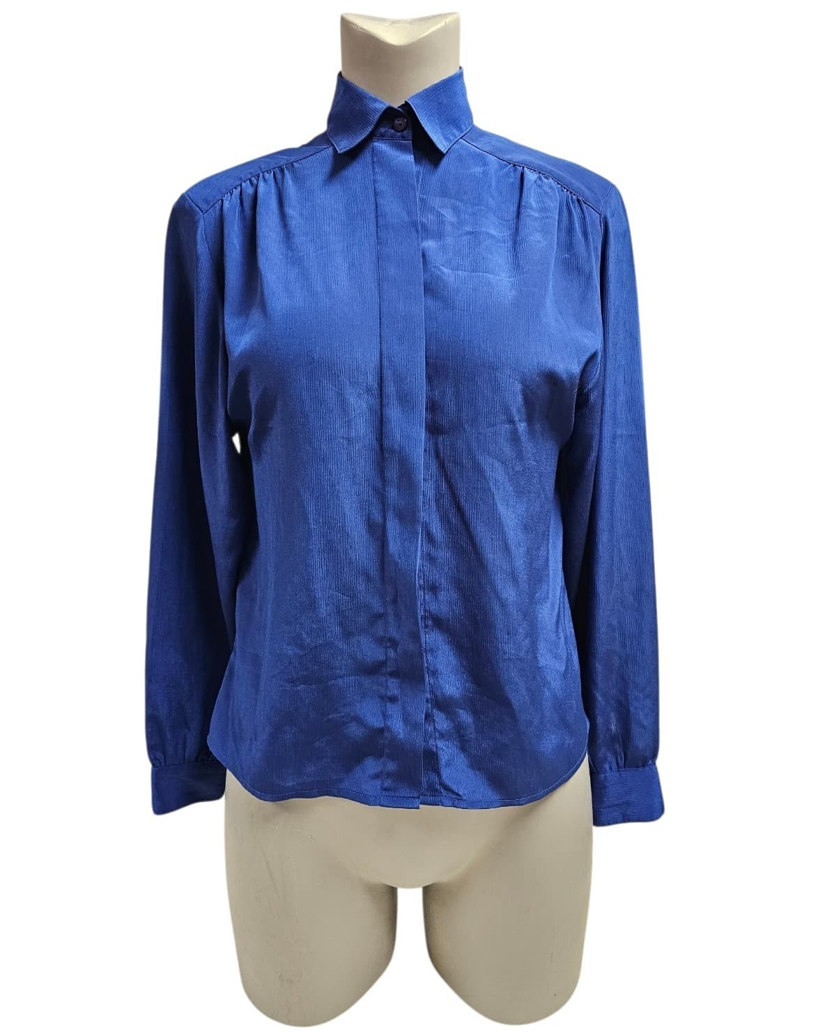 70s LADY ARROW blue soft poly shirt . size 6