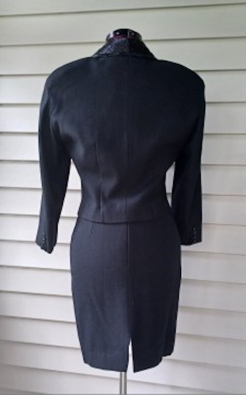 Vintage Eleanor P Brenner Black Beaded Collar Size 4 Wool 2 Pc Jacket Skirt Suit