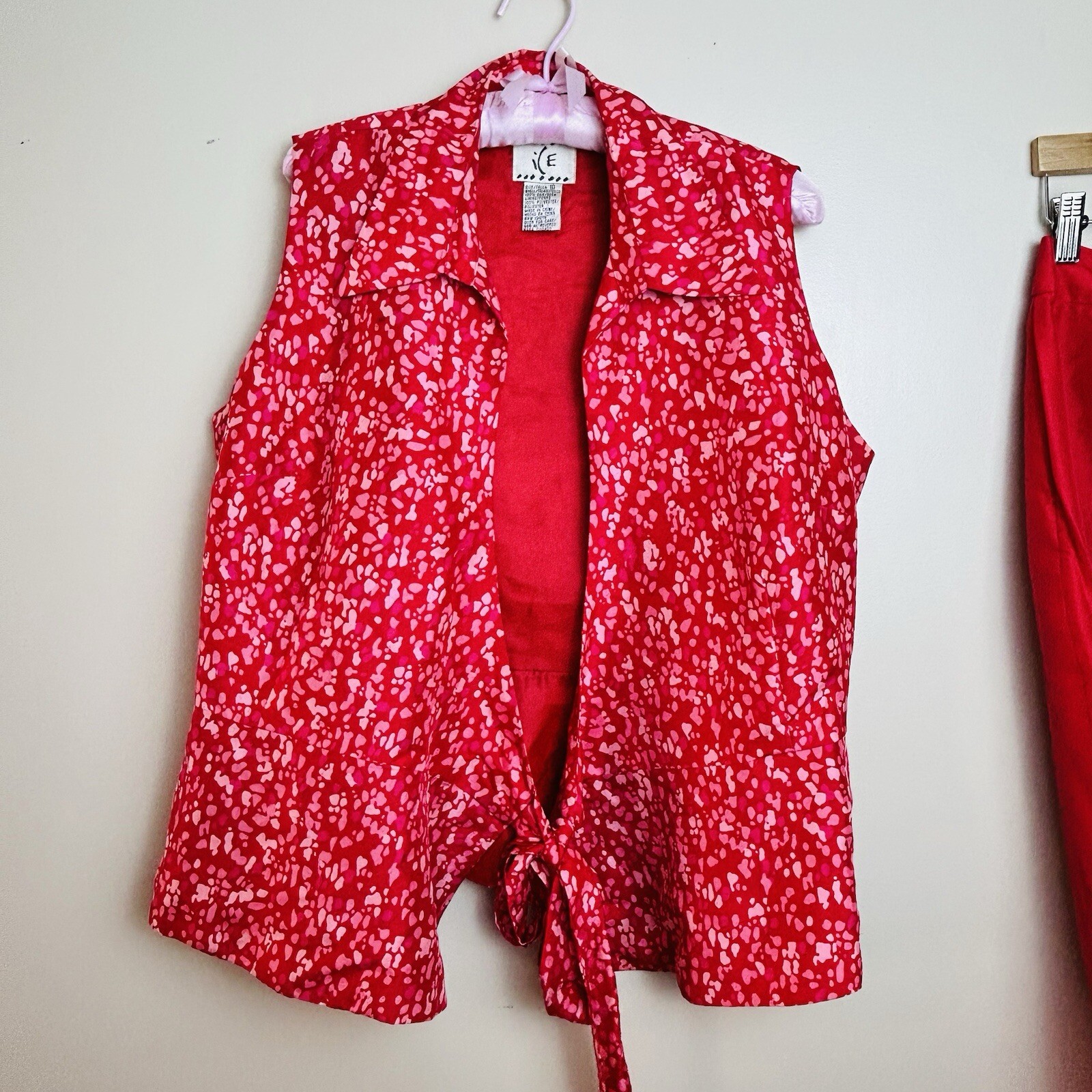 VTG 80s ICE 100% Silk Wrap Vest Blouse & Pants Set, Size 10 Pink Red Dots *read*