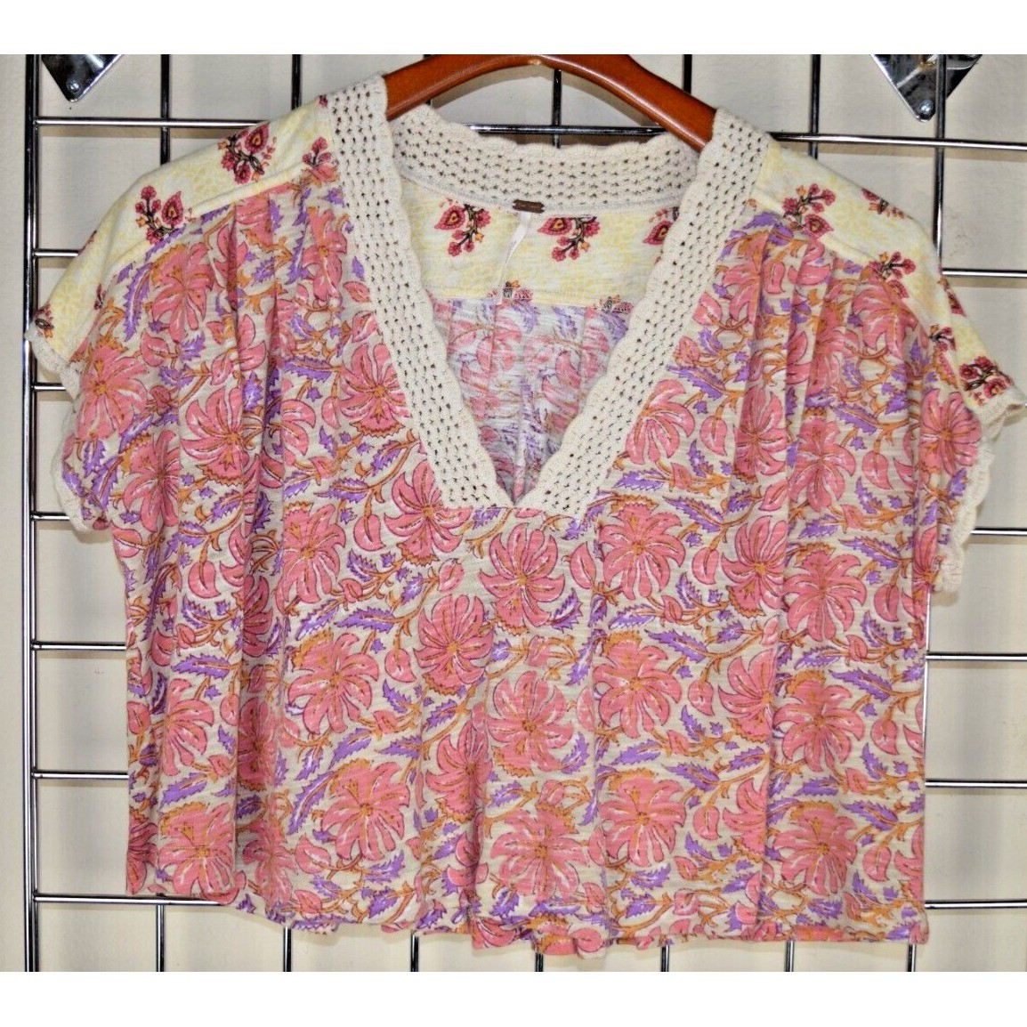 Vintage Shirt Free People Size S/M 90s Pink Purple Creamy Ivory Bohemian Flowy