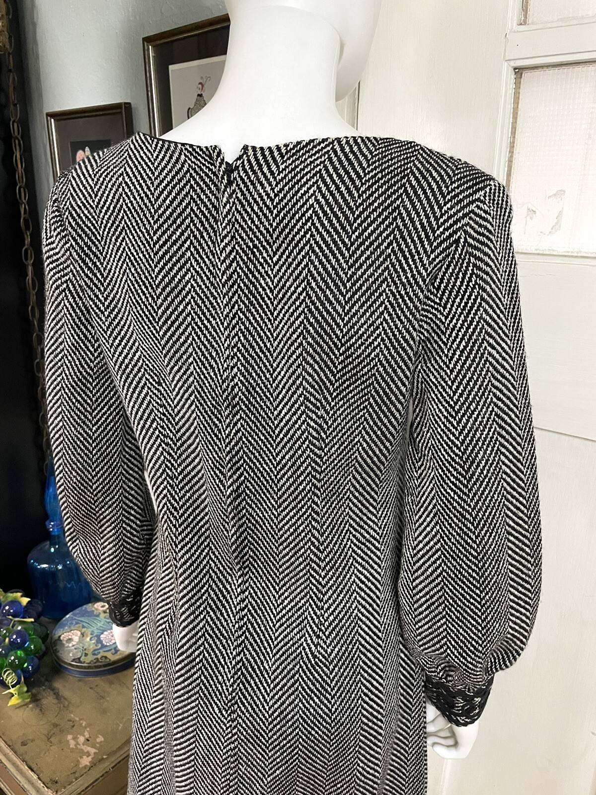 Vintage 60s Small/Med California Charmer black and white herringbone shift Dress