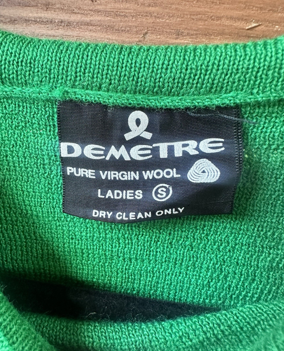 Vintage Demetre Ski Sweater 100% Wool Ladies Small Green Sleeve Detail 70s 80s