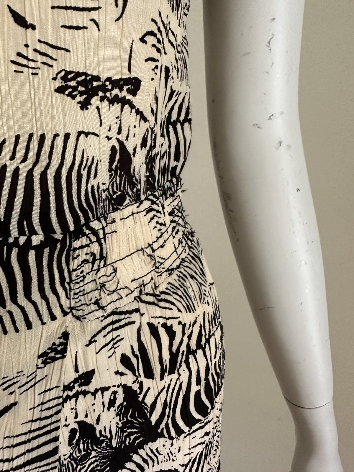 1980s Liz Claiborne Dresses Petites Crinkle Rayon Dress Zebra Print Safari 6 VTG