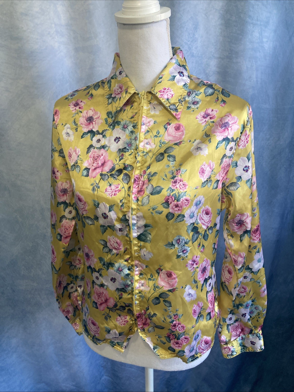 Vtg 1990s SISLEY Relaxed Elegance Yellow Floral Zip Up Blouse Top Italy XS/S EUC