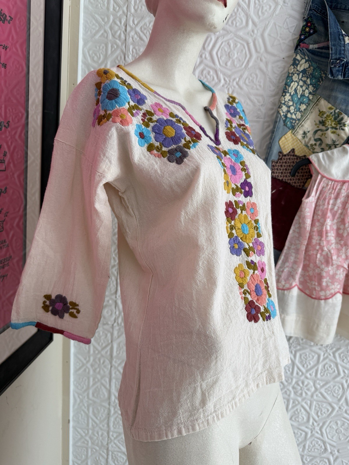 bohemian hand embroidered natural hippie top-vintage 1970s late 1960s floral
