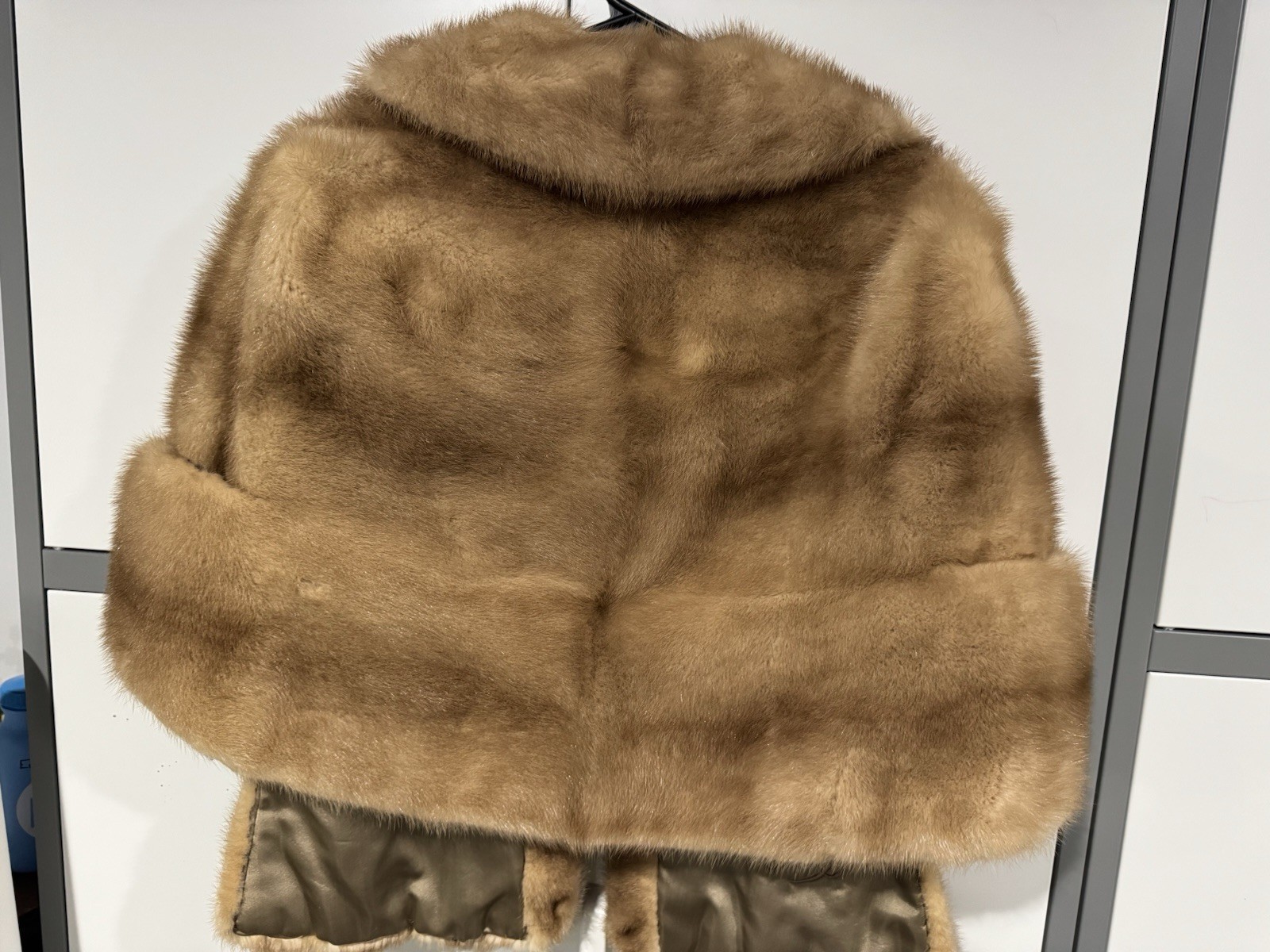 Vintage 1950s Blonde Mink Fur Stole Capelet Wrap Furs by Morgans Mansfield Ohio