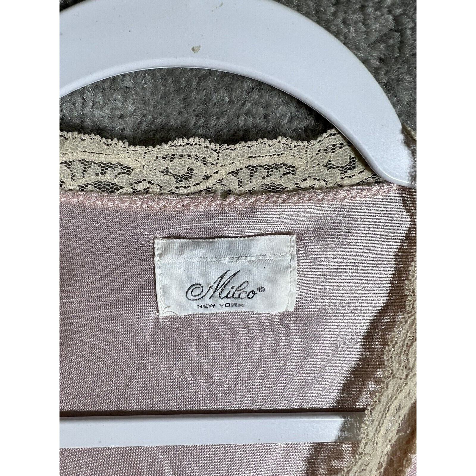 Vintage Milco Robe Womens Size M Pink Nylon Lace Trim Pocket USA Made 1/2 Sleeve