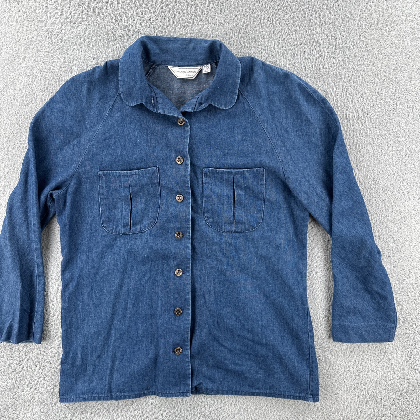 Vintage Donovan Galvani Of Dallas Women’s XL Blue Denim Cowgirl Button Up Shirt