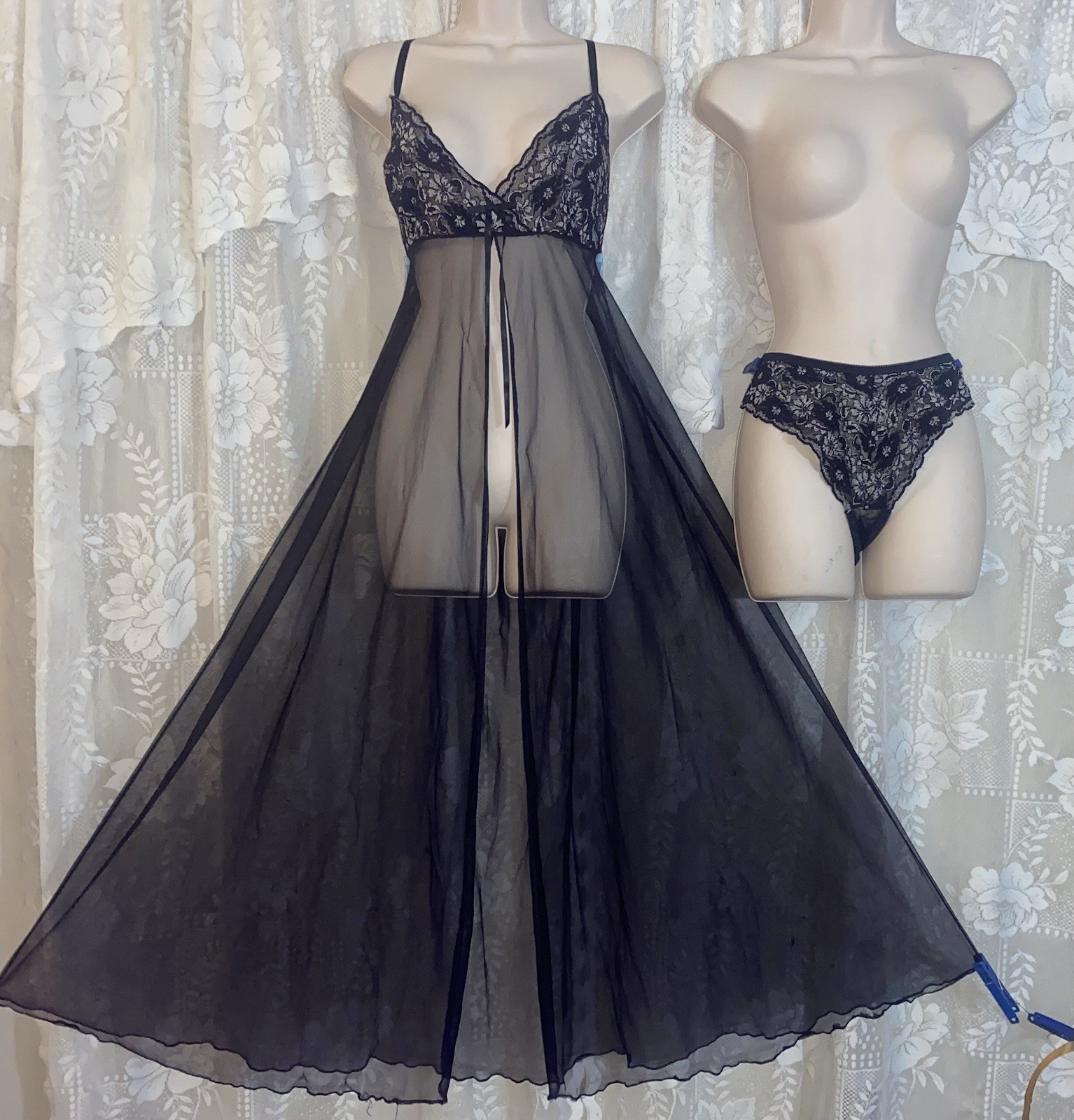 VTG 1X PETRA Black & White Lace Ultra Sheer Chiffon Nightgown Gown Panties Set
