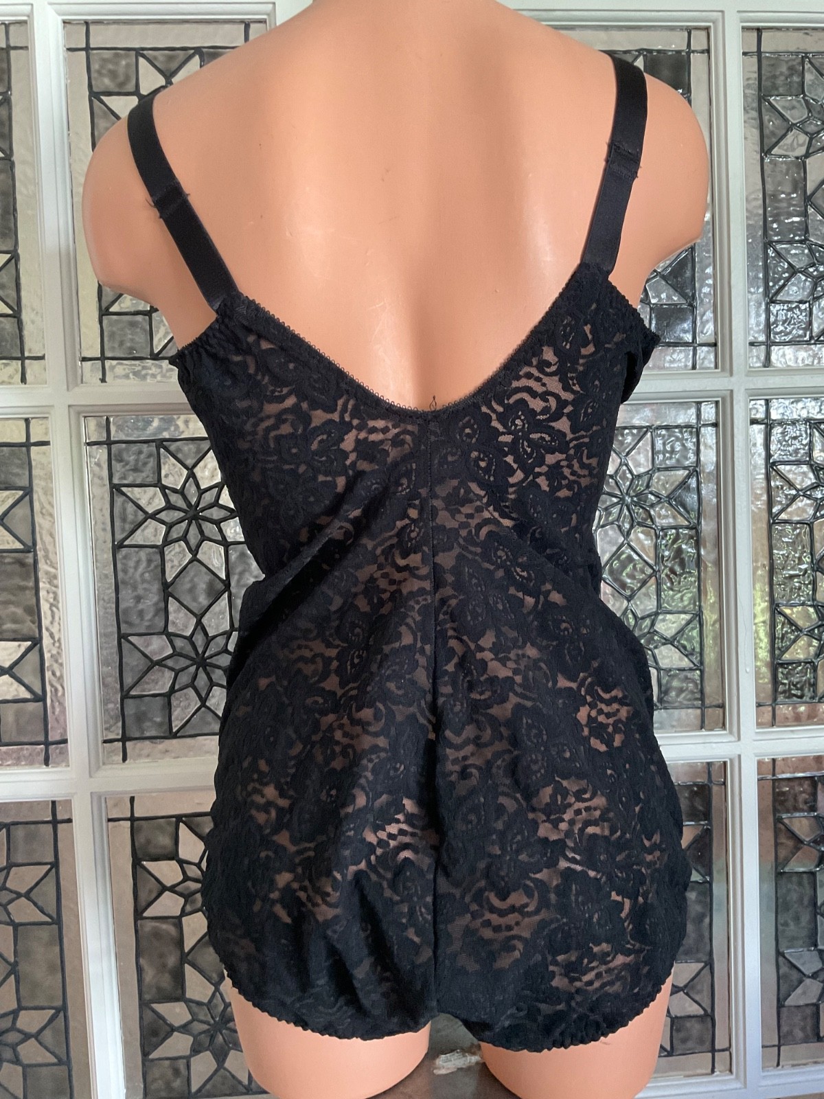 Vintage All in One Girdle Bodysuit Shaper Shapewear BALI Lacy Black Sz. 40D
