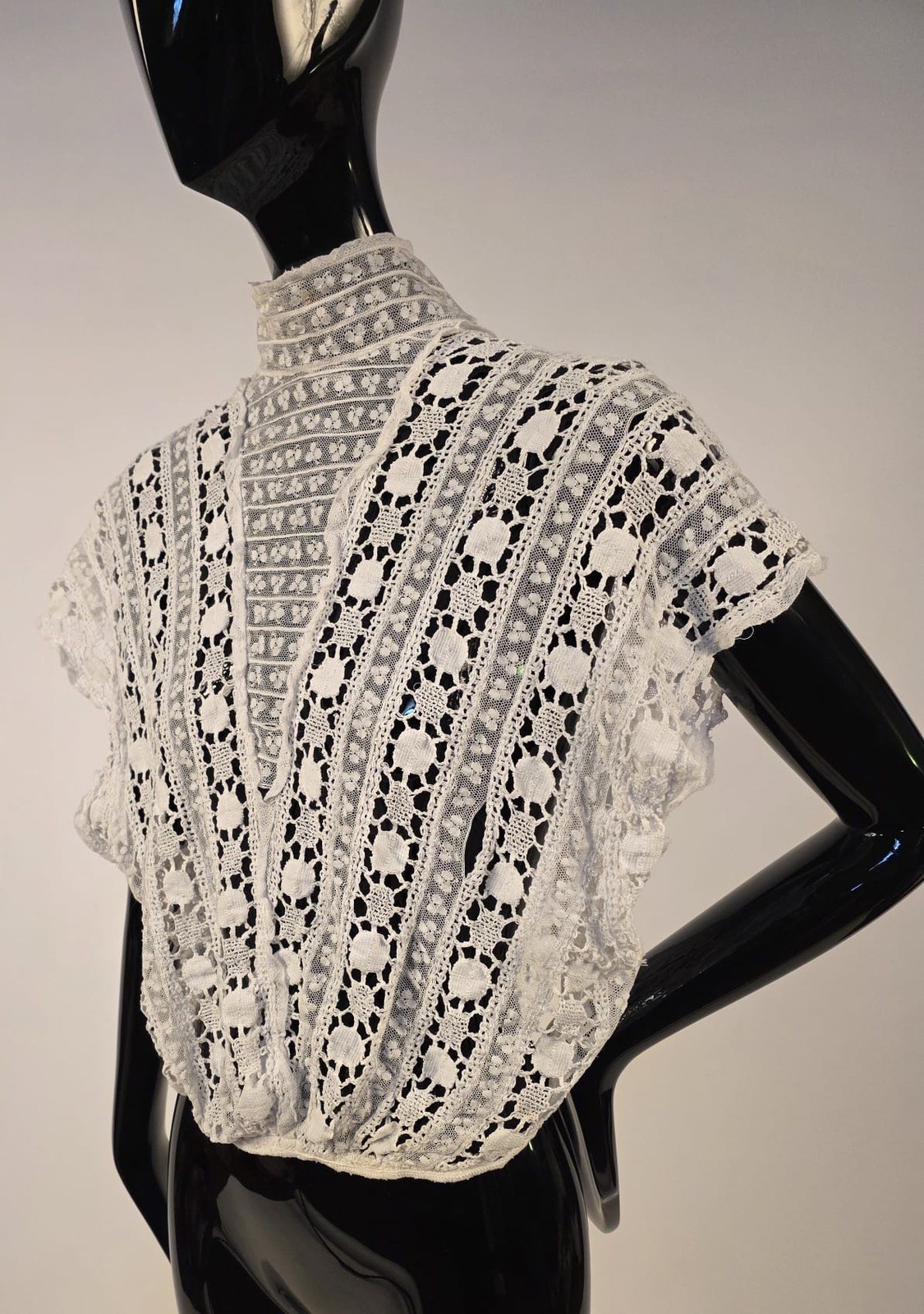EARLY EDWARDIAN MIXED LACE INSERT BLOUSE W HIGH COLLAR