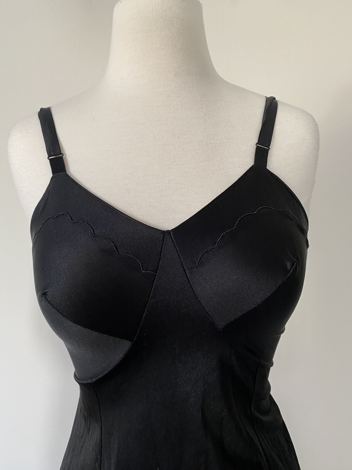 Vtg 1940s Sears Black Slip Short 32 Nylon Adjustable Straps Stretch See Hem XS