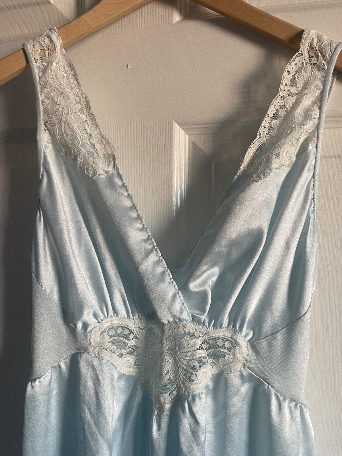 VTG Olga Designer Collection Gold Label Nightgown S Gown Satin Lace Blue 92195