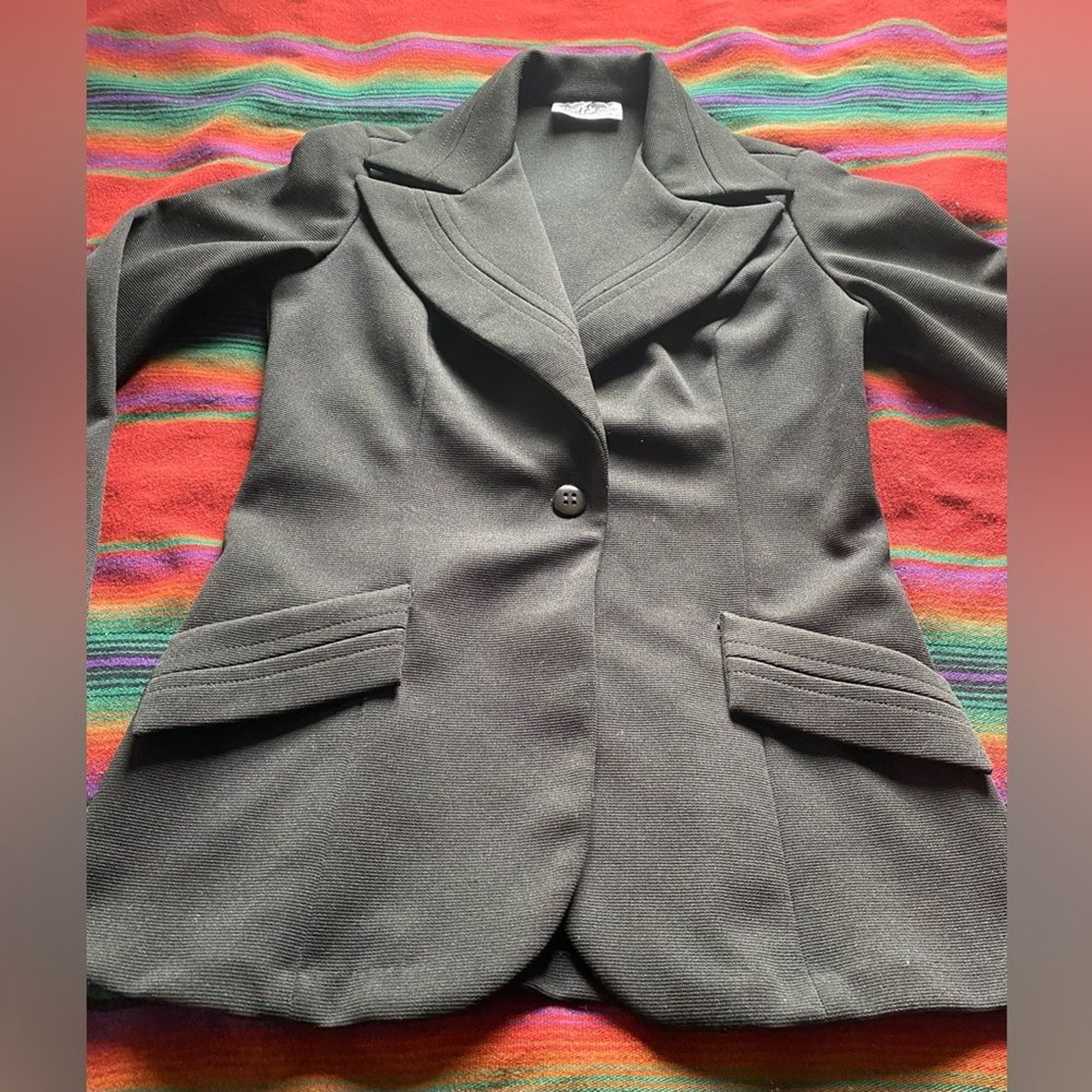 Vintage 1970’s First Edition Dallas Polyester Blazer. Rad Pointed collar! S/M