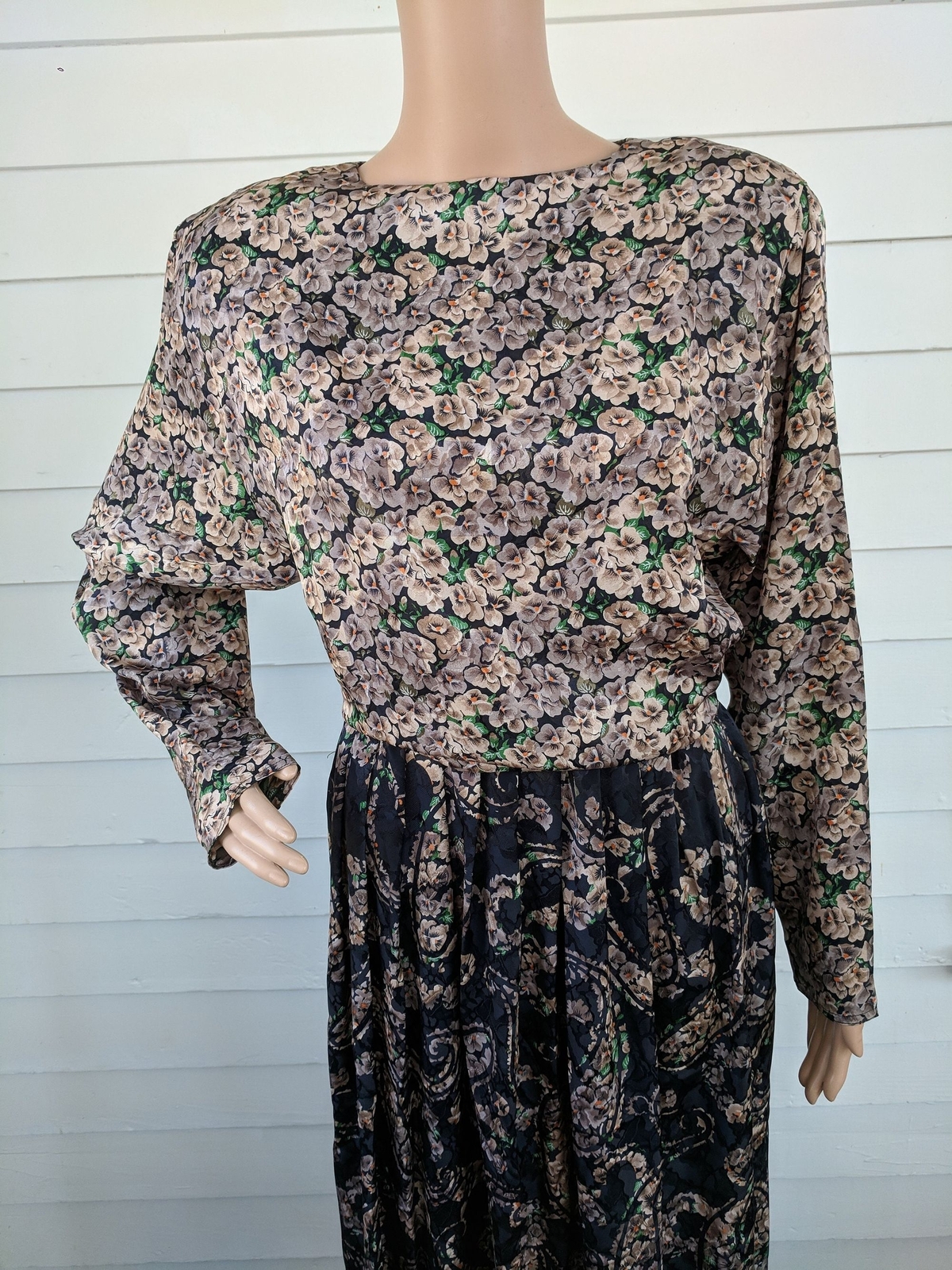 Vintage 80s Brownstone Studio Black Paisley Skirt with Beige Floral Blouse S