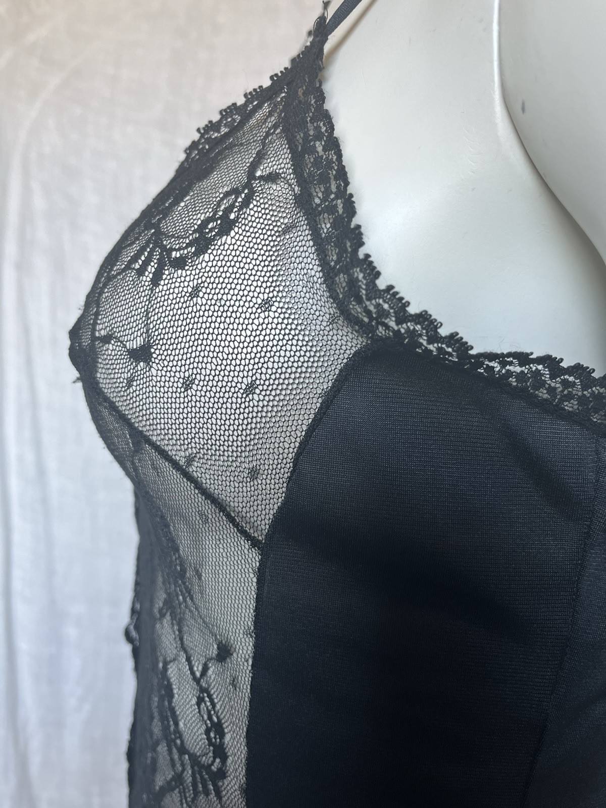 Vintage Lace Camisole Slip Top Black Sexy Evening Gothic Romantic 70s Lingerie M