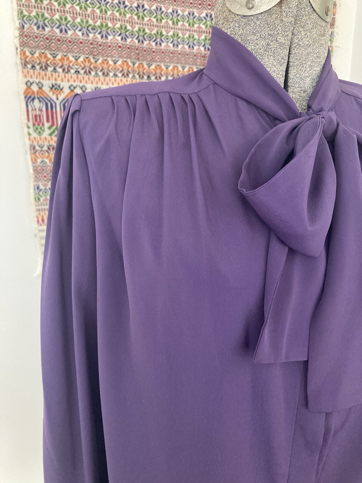 Vintage 80’s 90’s Secretary Purple Tie Neck Blouse Pussy Bow Susan Hutton Top