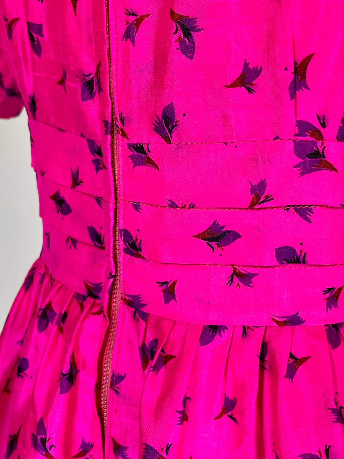 Vintage 1950’s-60’s rare HOT PINK pure silk floral dress with pleat details M/L