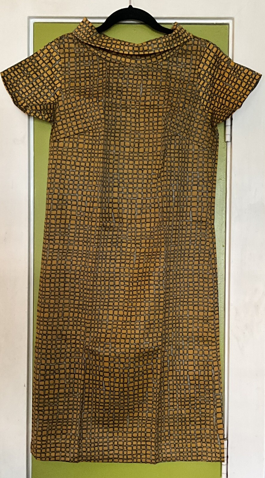 1960s Jane Emory Jersey Gold Shift Dress Mod Go Go Mad Men Short Sleeve Sz 8 NOS
