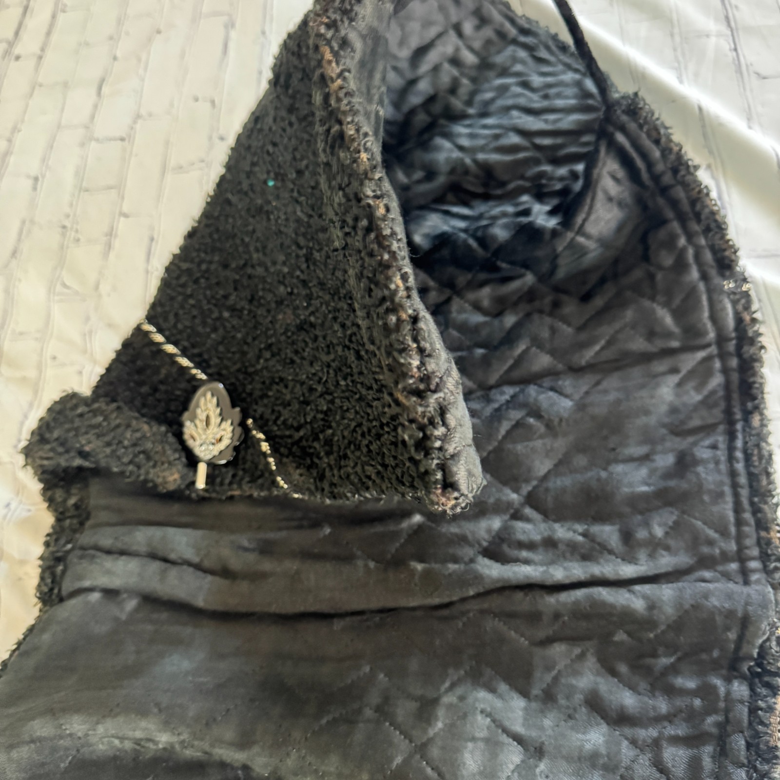 1890s Vintage WOOL Cloak Shawl Silver FILIGREE CLASP Mantel ANTIQUE Fibula Black