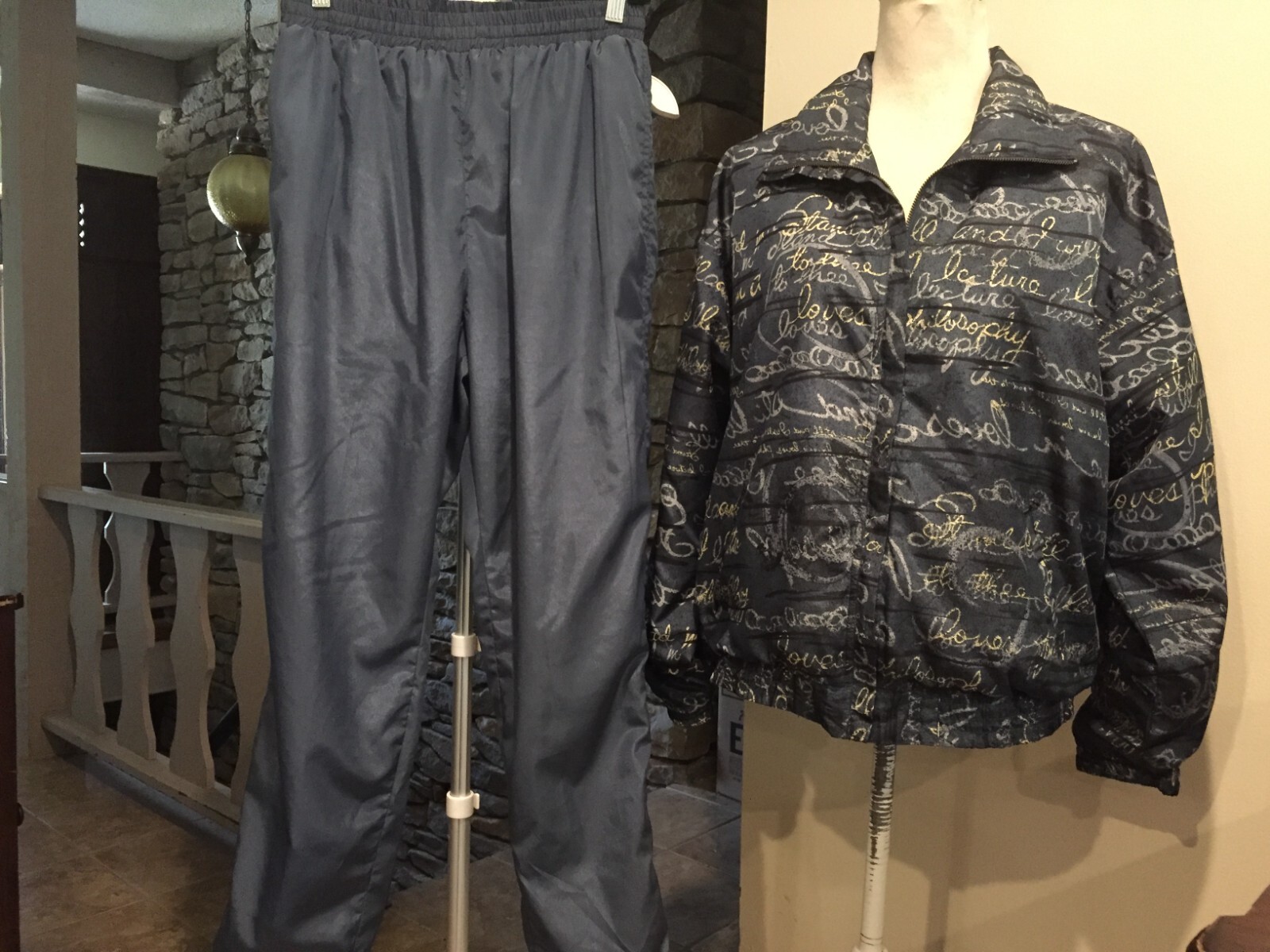 EVR 2pc Sweatsuit Small Blue Zipper Collar Lined Elastic Waist Vintage 80’s
