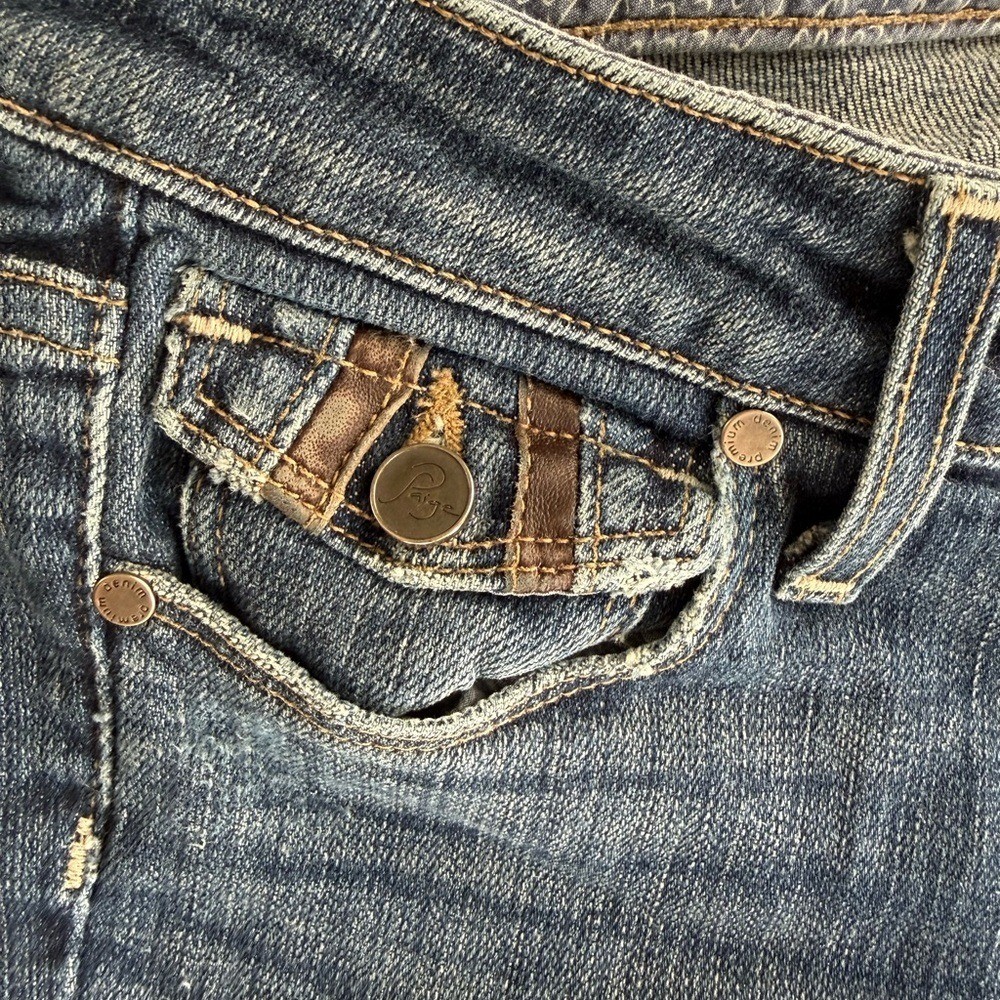 PAIGE Vintage Fairfax Blue Washed Flare Jeans sz 25- Y2K