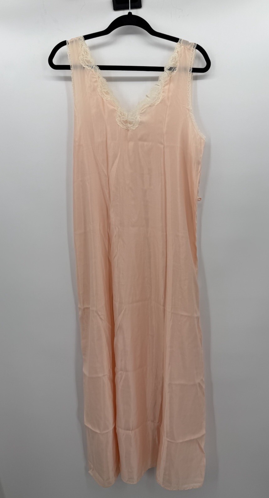 Vintage Undercover Wear Long Peach Nylon Rayon Polyester Lace Nightgown Size Med
