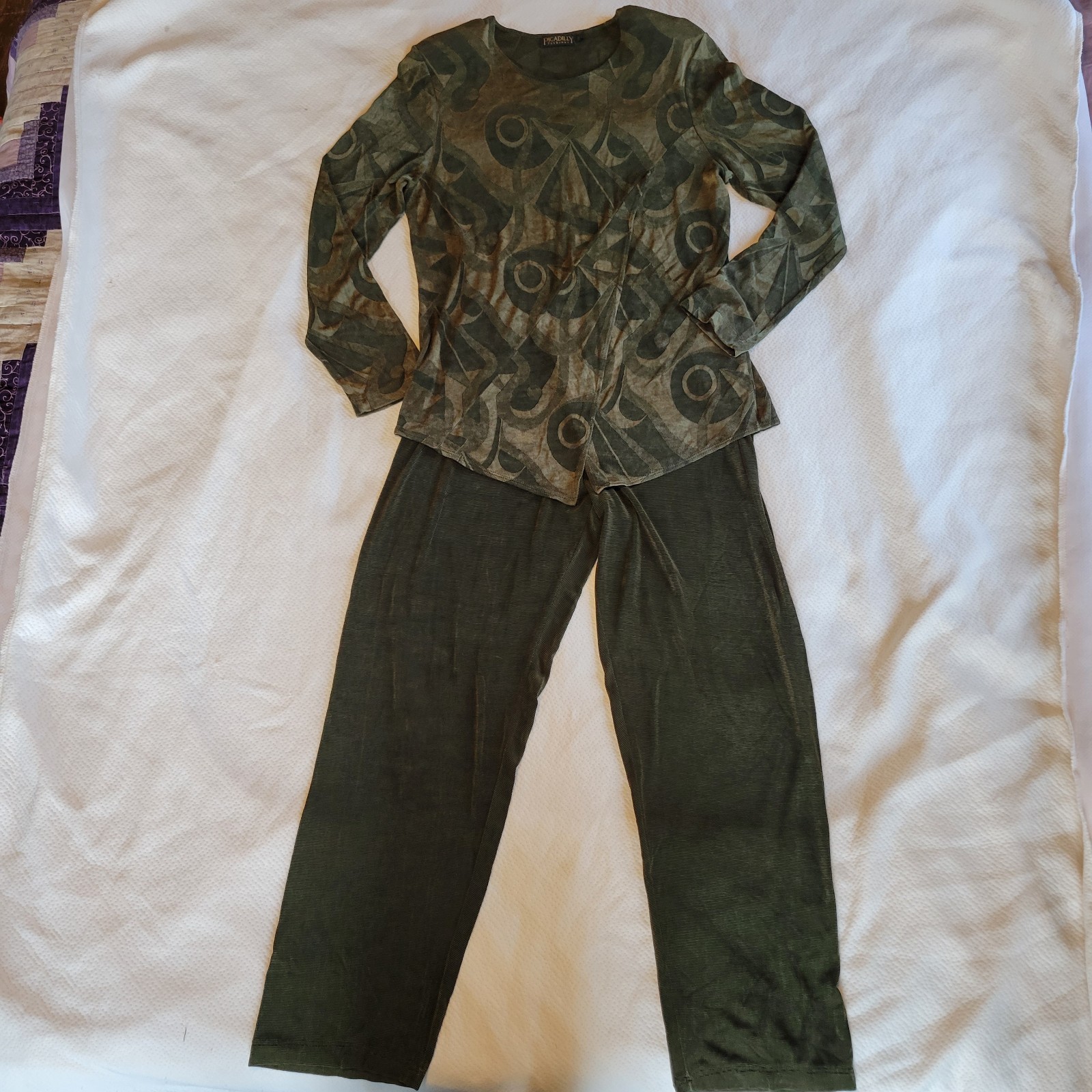 PICADILLY Fashions Shirt & Pant Set Sz M Vintage 80s Moss Green Slinky
