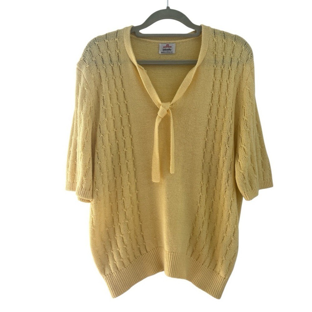 Vintage Bleyle sweater short sleeve cable knit cottage yellow sweater size large
