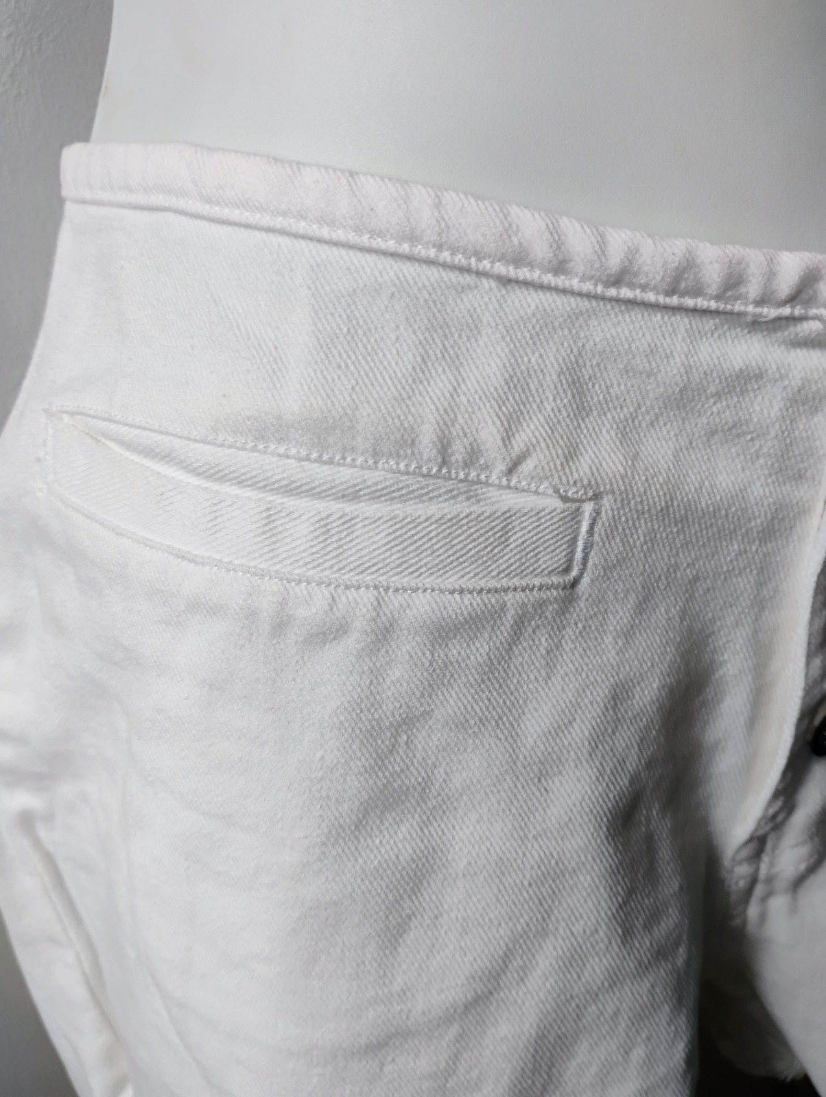 VTG 90’s „plugg Jean Wear” White Denim Button Fly Short Shorts 7