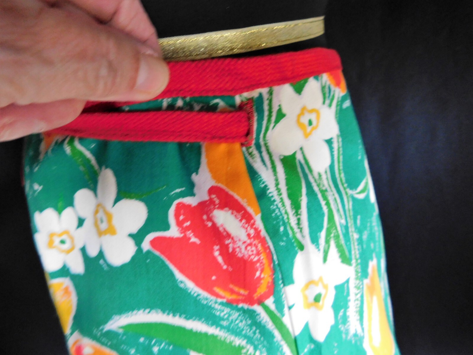 Vintage 60’s reversible wrap skirt, tulips and daffodils/red, cotton