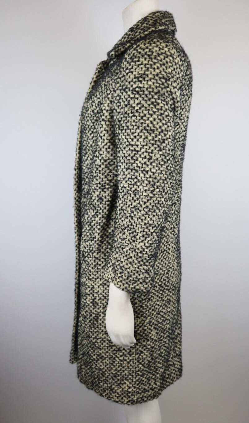 VINTAGE WOMEN’S CREAM & BLACK WOVEN WINTER COAT – CHARLES V FINE FABRICS – S